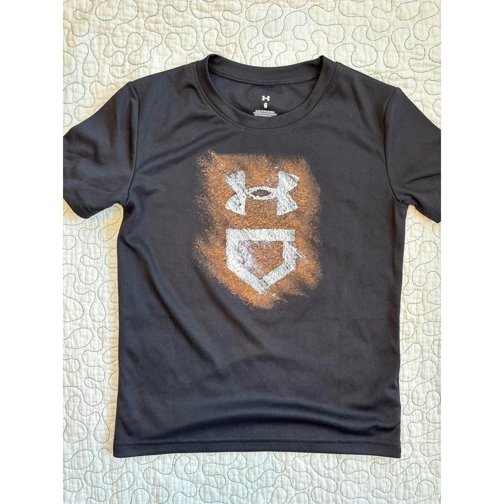 Under Armour Boys Baseball Home Plate Performance T-Shirt Black Size 6 NWOT #104